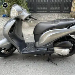 Honda @ up PS 150 xám đen sporty