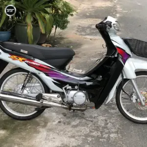 Wave @ 2004 up Wave ZX trắng đen leng keng